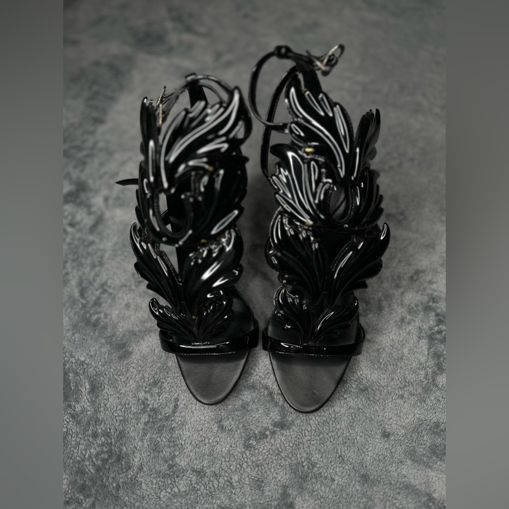 Giuseppe Zanotti Coline Cruel Wing High Heel Sandals Black Size 37.5